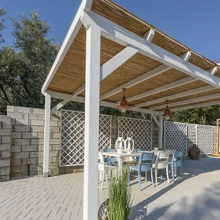 Feriehus Lux4u PalaiónTsiflíkion